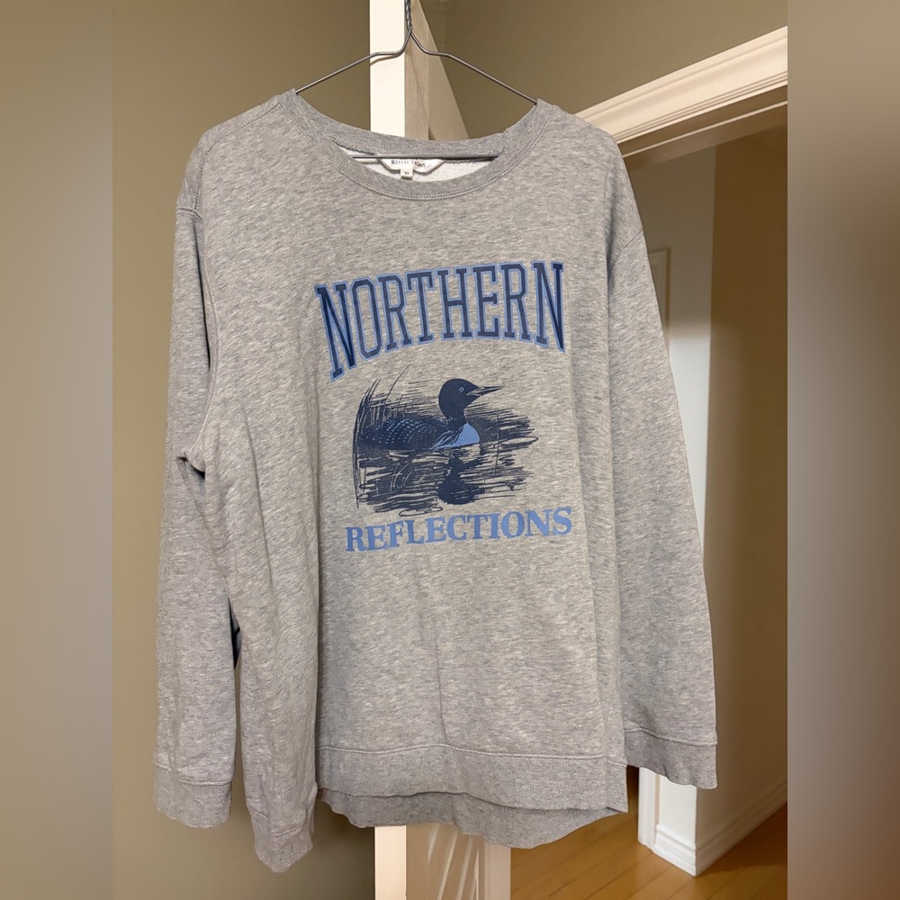 Northern reflection retro loon sweatshirt XL